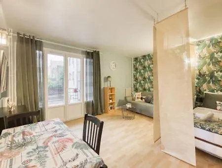 Superbe Studio Apartment A 2Mn De Paris Gentilly Exterior photo